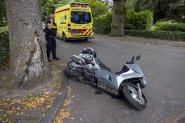 Motorrijder gewond na aanrijding met auto in Aerdenhout