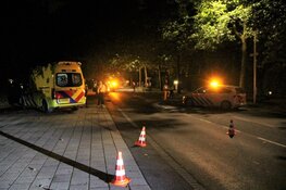 Auto tegen boom in Aerdenhout, bestuurder gewond