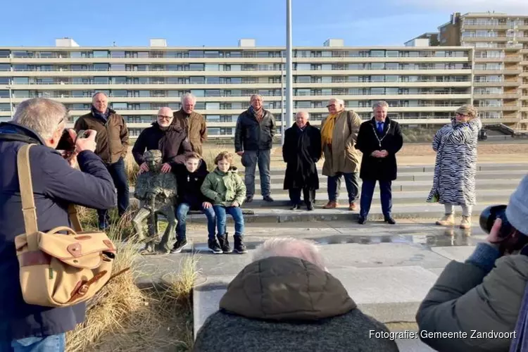 Kees Verkade-tentoonstelling op de Boulevard geopend