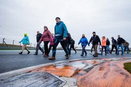 Wandelaars genieten optimaal van de 30 van Zandvoort