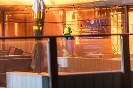 Strandtent Bloomingdale door felle brand verwoest