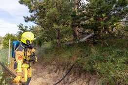 Brandweer heeft handen vol aan duinbrand in Overveen