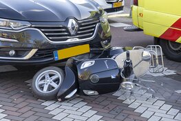 Auto gelift bij botsing met scooter op de Zandvoortselaan in Heemstede