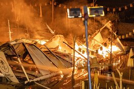 Strandtent Hippie Fish in Zandvoort volledig uitgebrand
