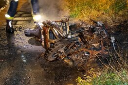 Deelscooter in brand in Zandvoort