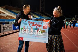 Recordaantal wandelaars geniet van 11e editie Amsterdam City Walk in herfstzon