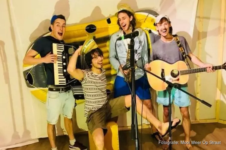‘Mooi weer op straat’ treedt op in Amsterdam Beach Hotel