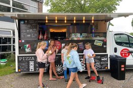 The Dance Academy sluit seizoen af met geweldige donaties voor Steungezinnen Zandvoort.