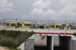 Sportauto crasht en vliegt in brand op Circuit Zandvoort