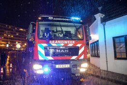 Veel rookontwikkeling bij brand aan de Stationsstraat in Zandvoort