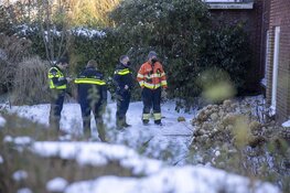 Brand bij werkzaamheden in Heemstede, sneeuwballen gevecht met agent